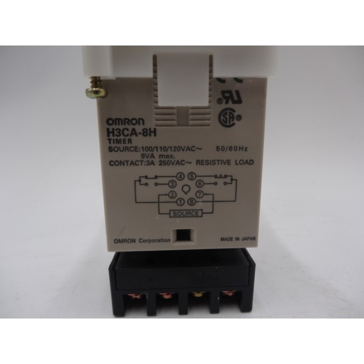Omron Omron H3CA-8H TIMER + P3G-08 Gniazdo