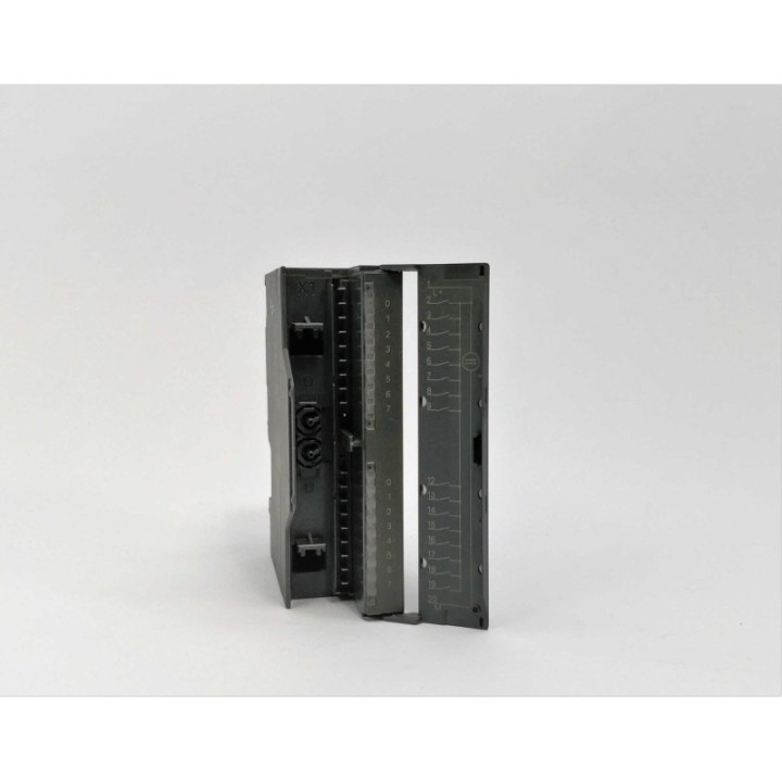 SIEMENS  SIMATIC S7 6ES7321-1BH01-0AA0