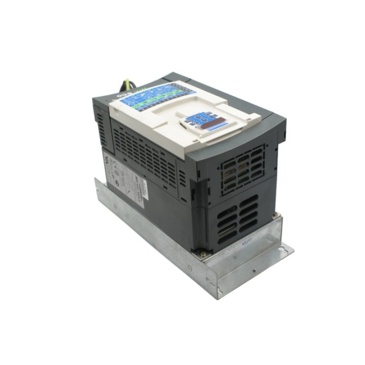 SCHNEIDER ELECTRIC  Schneider Electric pDRIVE MX Eco ME4U30AAA 6W0551000493