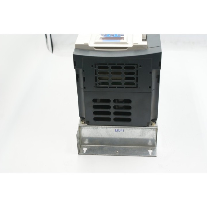 SCHNEIDER ELECTRIC  Schneider Electric pDRIVE MX Eco ME4U30AAA 6W0551000493