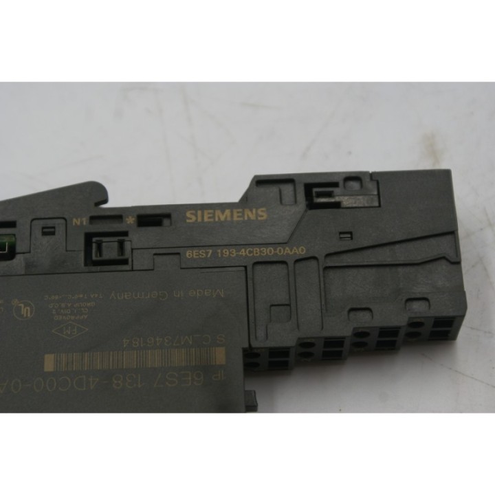 SIEMENS SIEMENS SIMATIC S7 6ES7 138-4DC00-0AB0 + 6ES7 193-4CD30-0AA0