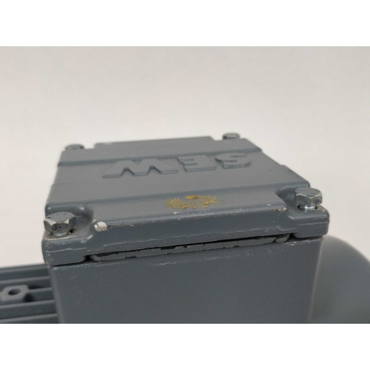 SEW-EURODRIVE SA37 DT80K4/TH