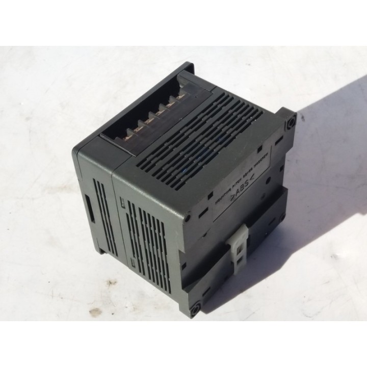 FANUC GE Fanuc VersaMax IC200UDR002-AA