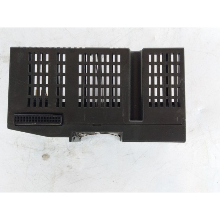 FANUC GE Fanuc Seria VersaMax IC200PWB001B