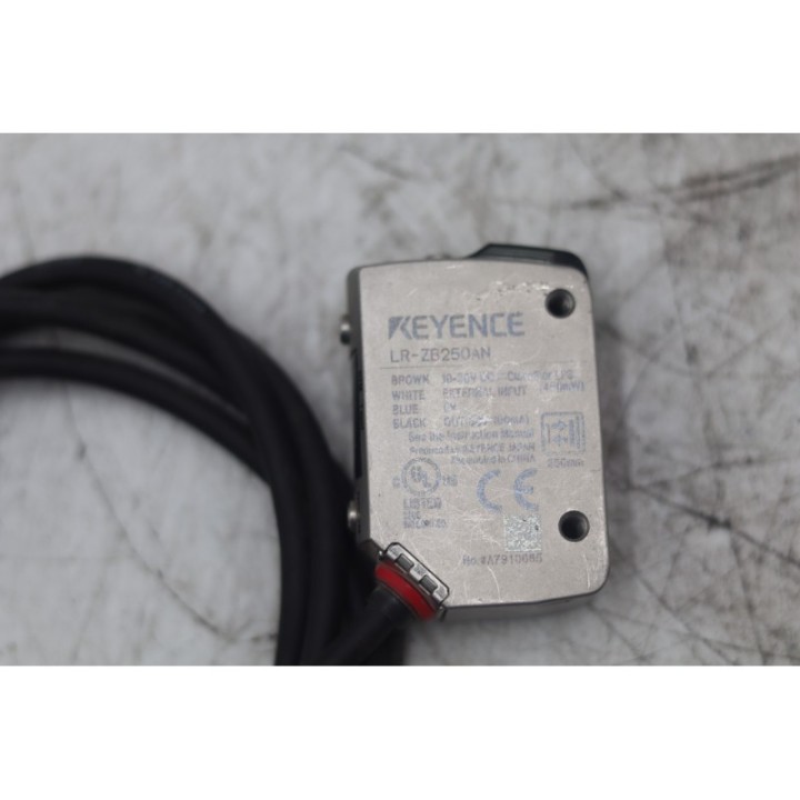 KEYENCE Keyence LR-ZB250AN