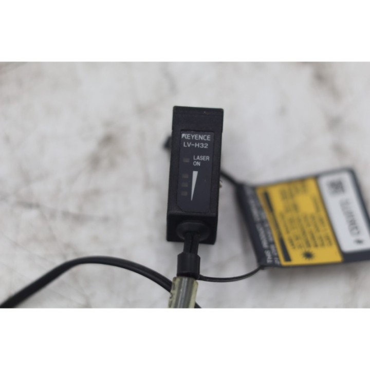 KEYENCE Keyence LV-H32 Czujnik laserowy