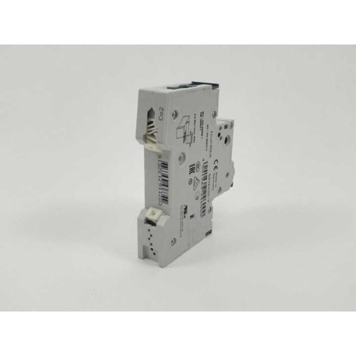 SIEMENS Siemens 5SY6102-7