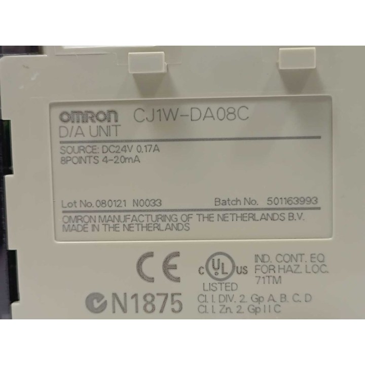 OMRON CJ1W-DA08C