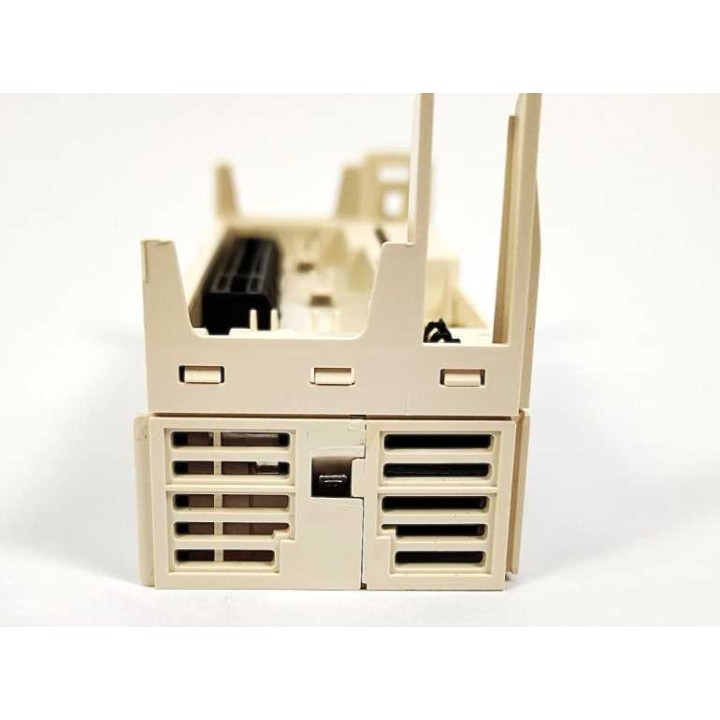 Schneider Electric TM5ACBN1