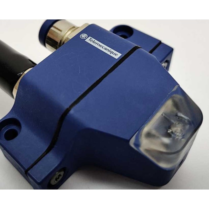 TELEMECANIQUE XZBWE112A24