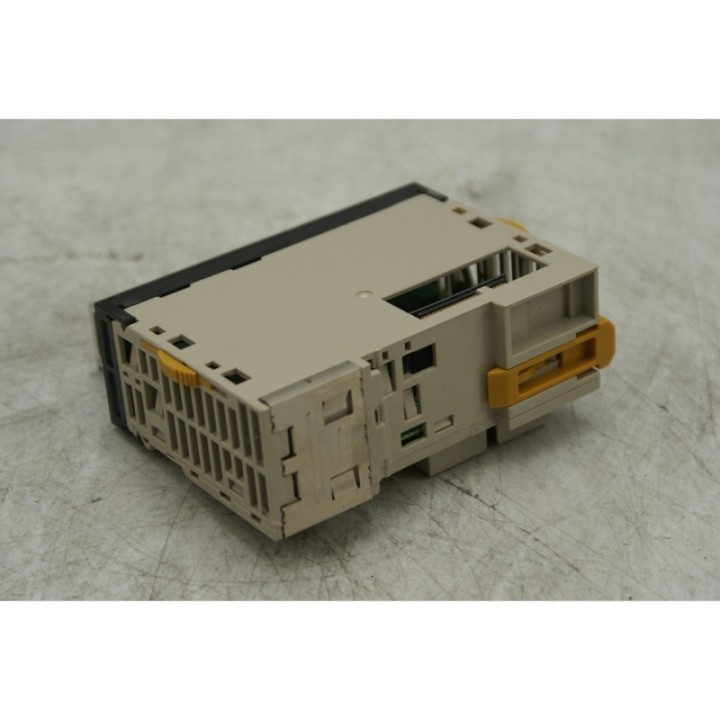 Omron OMRON Output Unit CJ1W-DD211