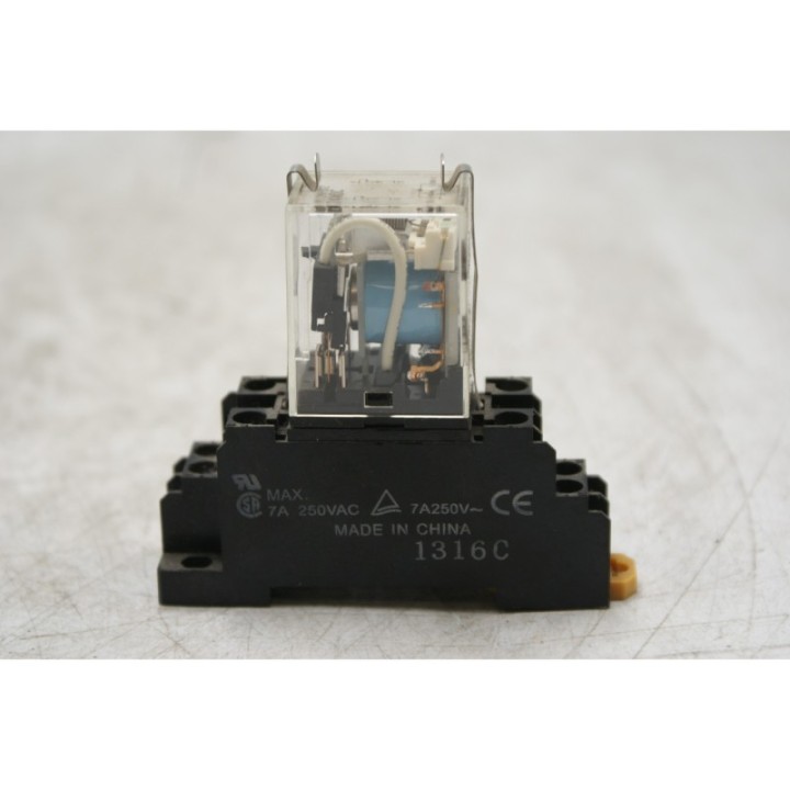 Omron OMRON MY2N-D2 PYF08A-E