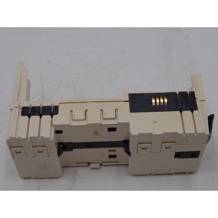 SCHNEIDER ELECTRIC  Schneider Electric Modicon TM5ACBN1 + TM5ACLPL1 Left Side