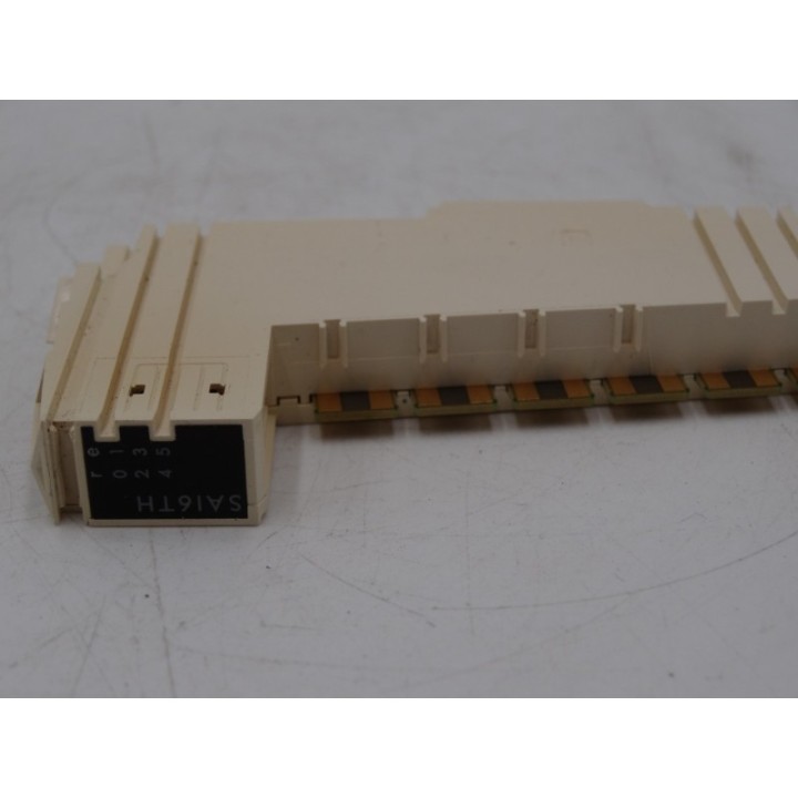 SCHNEIDER ELECTRIC  Schneider Electric Modicon TM5SAI6TH