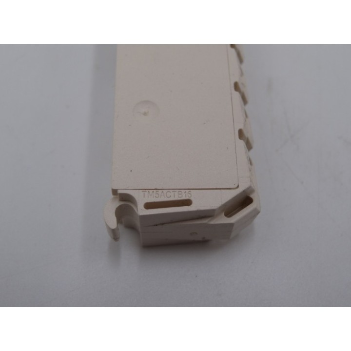 SCHNEIDER ELECTRIC  Schneider Electric TM5ACTB16