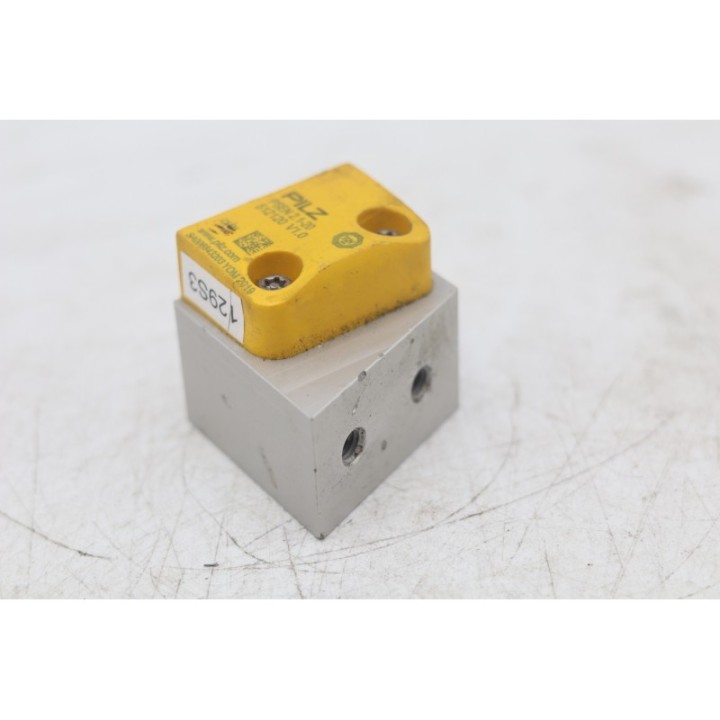 PILZ Pilz PSEN 2.1-20 522120 V1.0 with aluminum block.