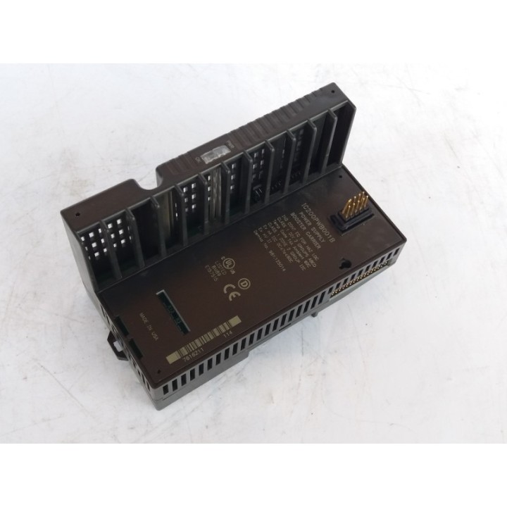 FANUC GE Fanuc Seria VersaMax IC200PWB001B