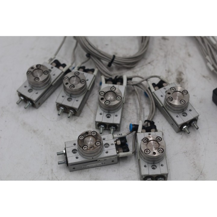 SMC SMC MSQB2A + D-M9BW  6szt.