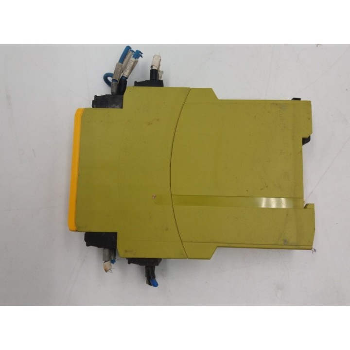 PILZ Pilz PNOZ X2.7P 24VACDC 3n o 1n c