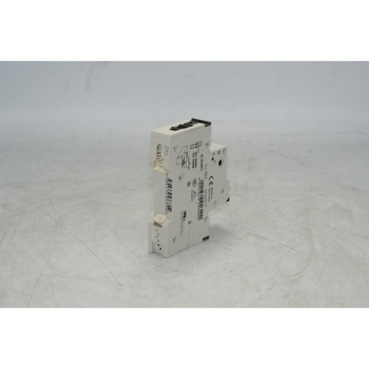 SIEMENS Siemens 5SY6102-7