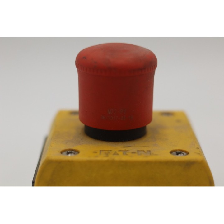 EATON Eaton M22-PV  Red Push Button