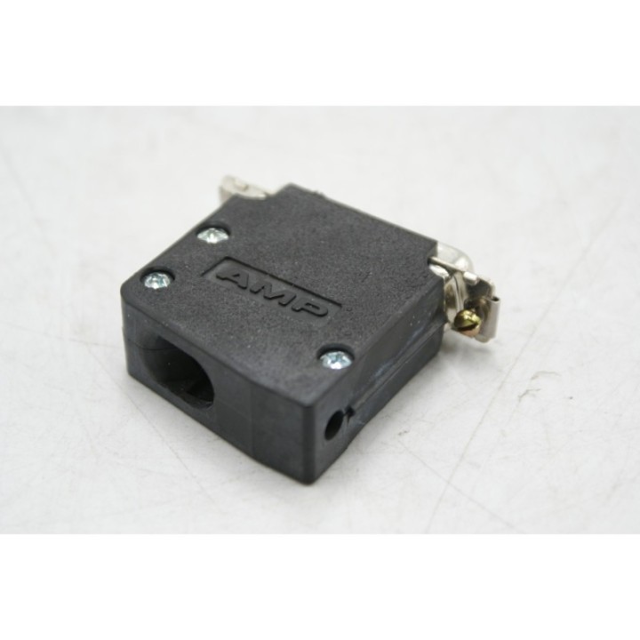 AMP AMP 15-895-015 REV. B