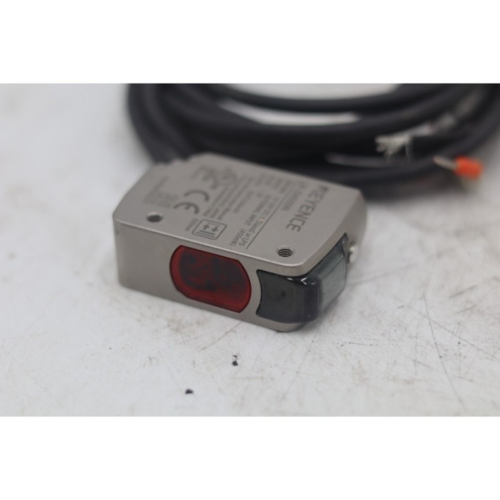 KEYENCE Keyence LR-ZH500N + kabel