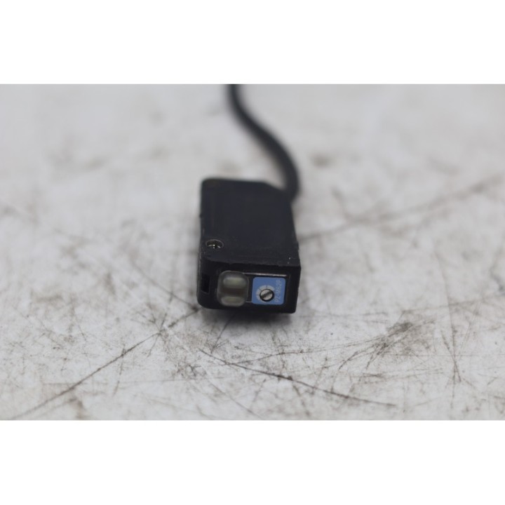 KEYENCE Keyence PZ-M62P 24V