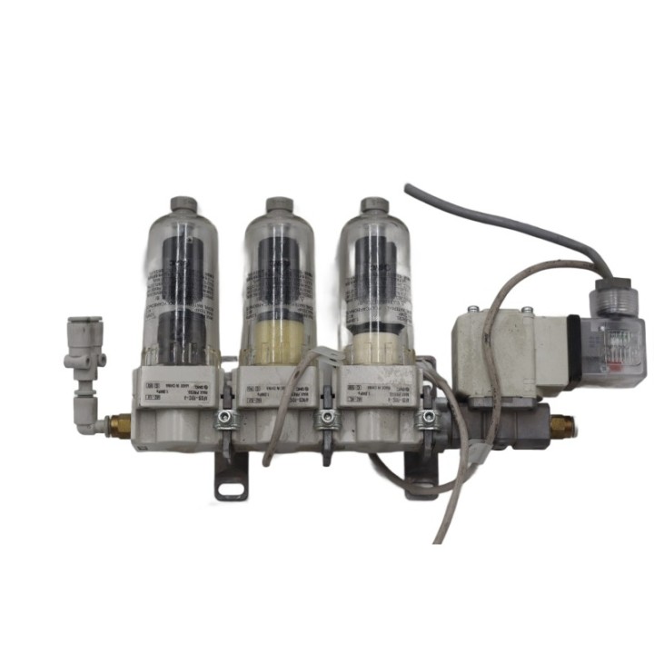 SMC SMC AF20-F01C-A + AFM20-F01C-A + AFD20-F01C-A + VX210AZ3AA