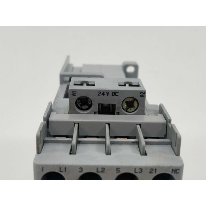 Allen-Bradley 100-C23Z*01