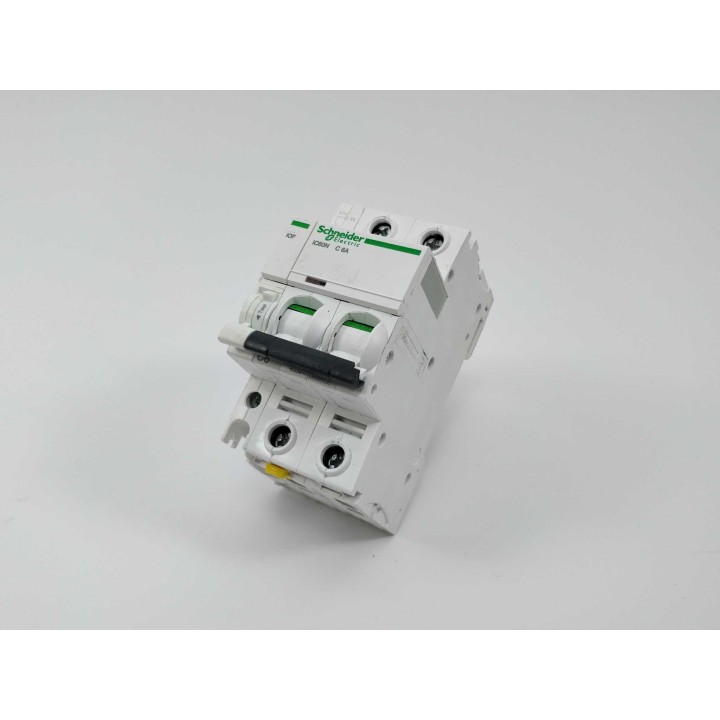 Schneider Electric A9F04206
