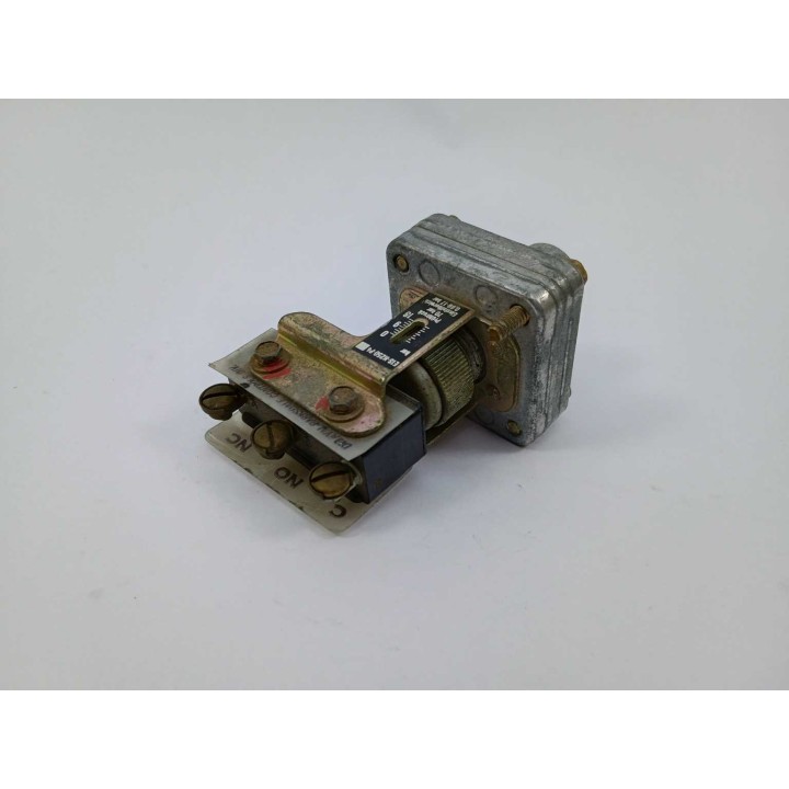 DELAVN BARKSDALE CONTROLS DIV E1S-H250-P4