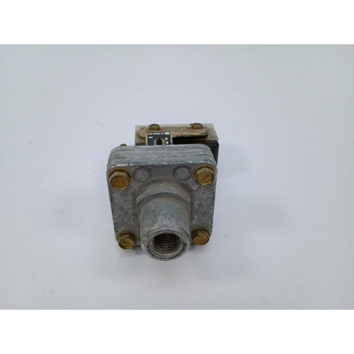 DELAVN BARKSDALE CONTROLS DIV E1S-H250-P4