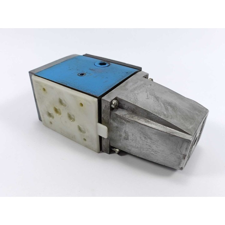 Sperry Vickers DG4S2L 012A 220AC50 50UG