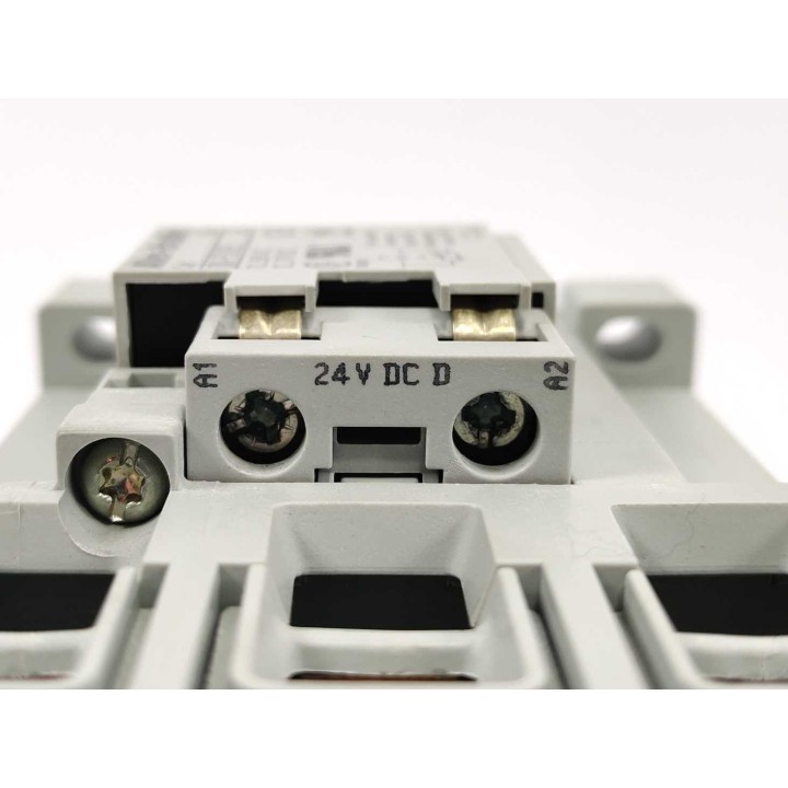 Allen-Bradley 100-C60D*00