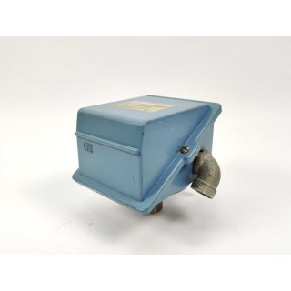 United Electric Controls Co. J402-552