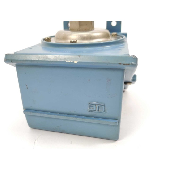 United Electric Controls Co. J402-552