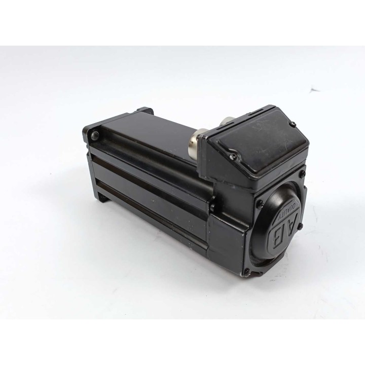 Allen-Bradley MPL-B330P-SK24AA