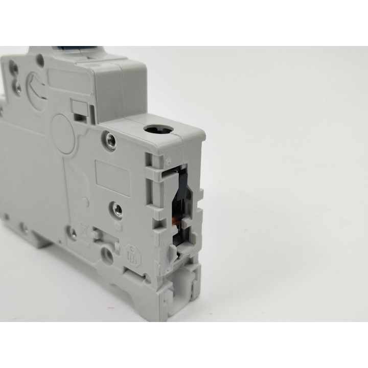Rockwell Automation 1492-SPM1C020