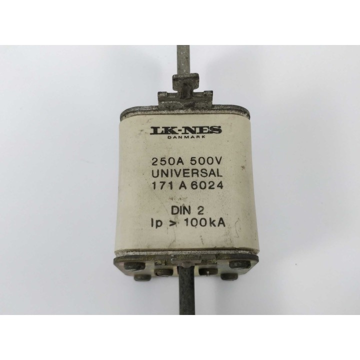 LK-NES 171A6024