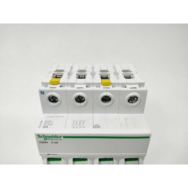 Schneider Electric A9F04702