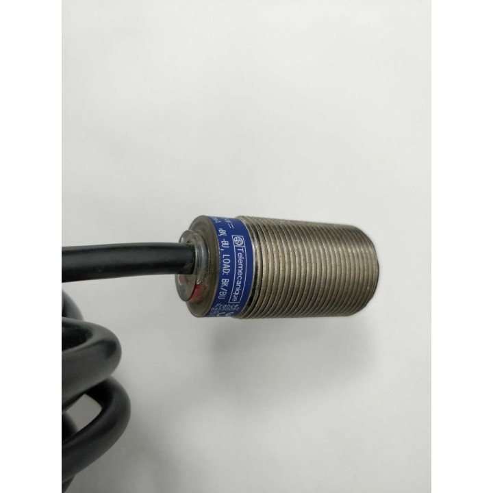Telemecanique Sensors XS1N18PA349L1