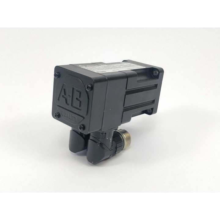 Allen-Bradley MPL-B1510V-VJ42AA