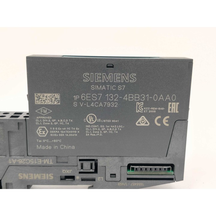 SIEMENS 6ES7132-4BB31-0AA0