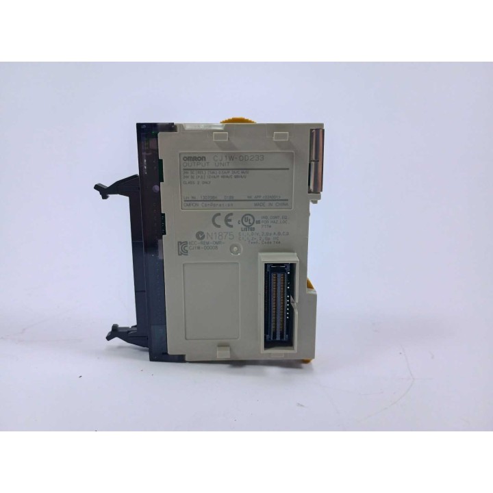 OMRON CJ1W-OD233