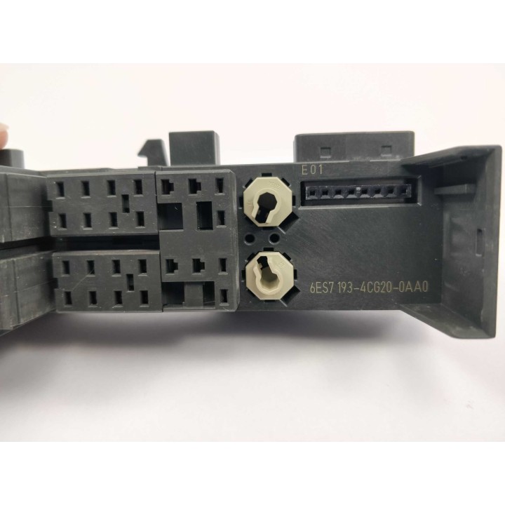 SIEMENS 6ES7138-4FA04-0AB0