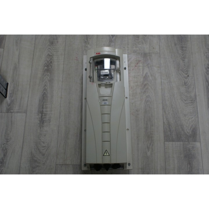 ABB ACS550-01-015A-4+B055