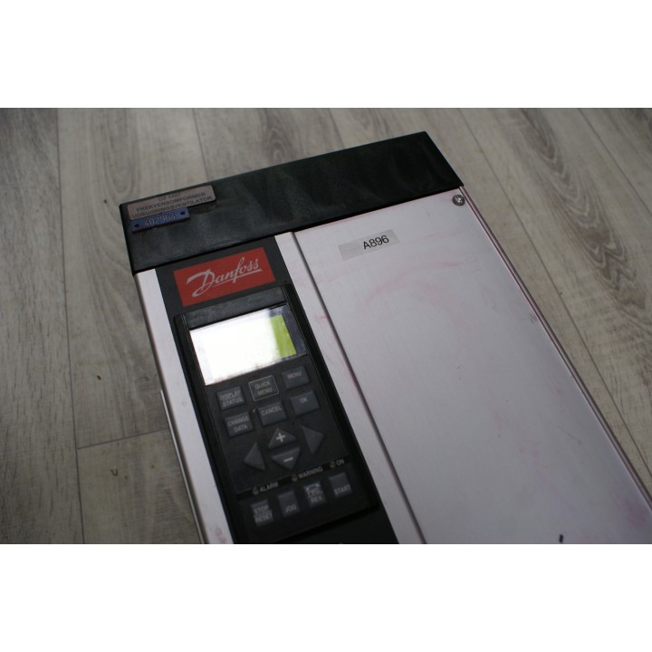 DANFOSS VLT5008PT5C54STR3DLF00A00C0