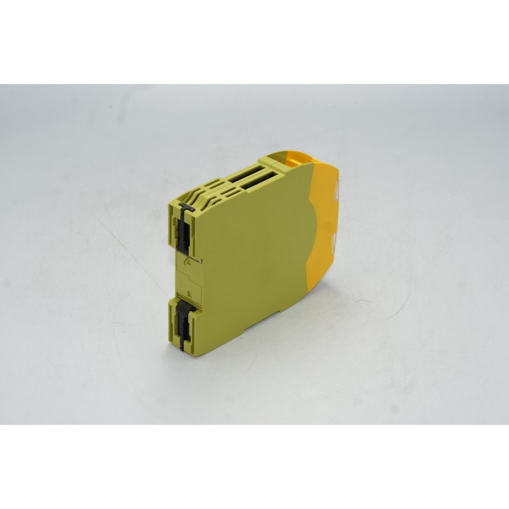 PILZ PNOZ M EF 8DI4D0