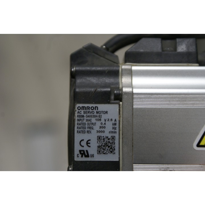 Omron R88M-G40030H-S2